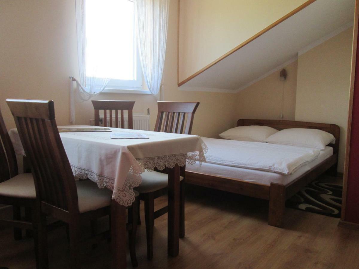 U Jurka Apartman Ujście-Darłowskie Kültér fotó
